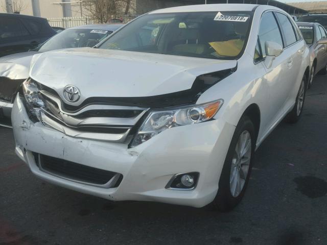 4T3ZA3BB1DU079569 - 2013 TOYOTA VENZA LE WHITE photo 2