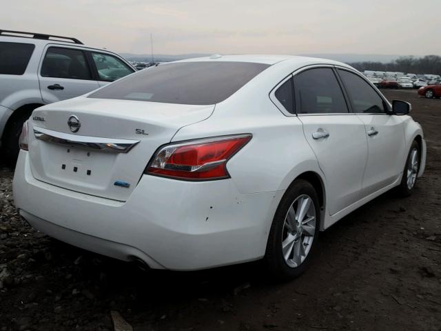 1N4AL3APXEC116245 - 2014 NISSAN ALTIMA 2.5 WHITE photo 4