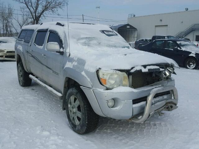 5TEMU52N27Z336383 - 2007 TOYOTA TACOMA DOU SILVER photo 1