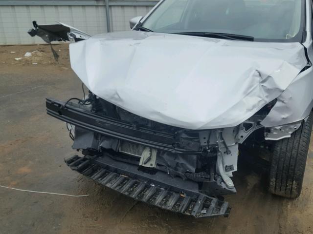 3N1AB7AP4GY321738 - 2016 NISSAN SENTRA S SILVER photo 9