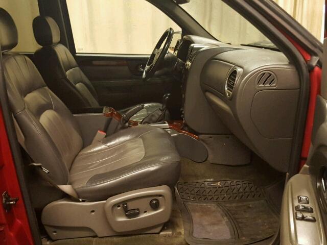 1GKDT13S542175922 - 2004 GMC ENVOY RED photo 5