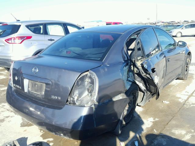 1N4AL11D45C111651 - 2005 NISSAN ALTIMA S GRAY photo 4