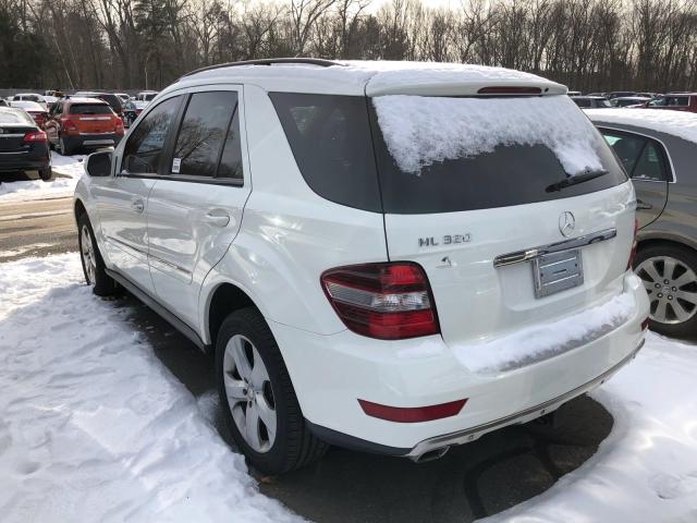 4JGBB25E29A475770 - 2009 MERCEDES-BENZ ML WHITE photo 3