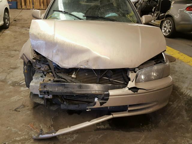 4T1BG22K01U854233 - 2001 TOYOTA CAMRY CE GOLD photo 9