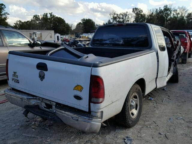 1FTZX1720YNB31444 - 2000 FORD F150 WHITE photo 4