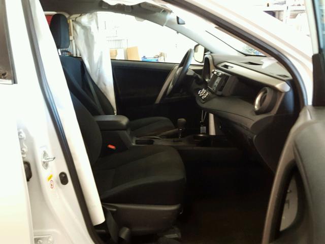 2T3BFREV0HW635551 - 2017 TOYOTA RAV4 LE Ağ foto 5