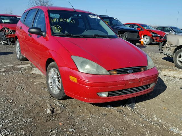 3FAFP37314R110400 - 2004 FORD FOCUS ZX5 RED photo 1