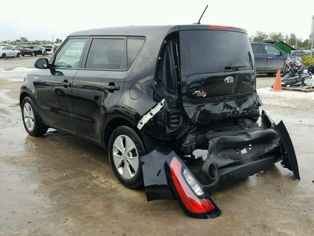 KNDJN2A20F7810682 - 2015 KIA SOUL BLACK photo 3