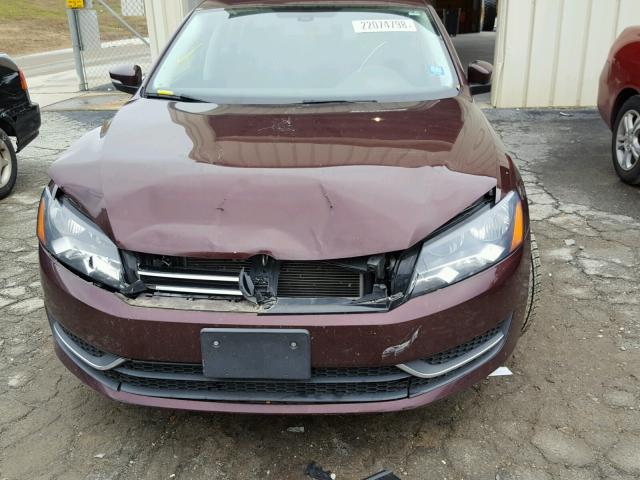 1VWAH7A36CC109836 - 2012 VOLKSWAGEN PASSAT S MAROON photo 9