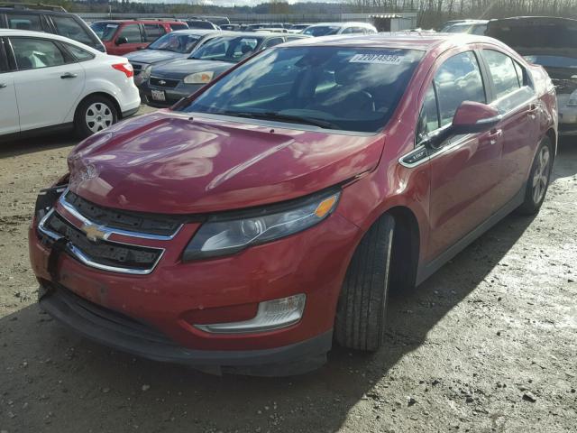 1G1RD6E46EU147149 - 2014 CHEVROLET VOLT RED photo 2