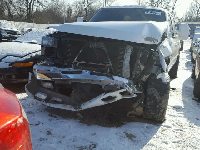 1GCHK23D16F144377 - 2006 CHEVROLET SILVERADO WHITE photo 9