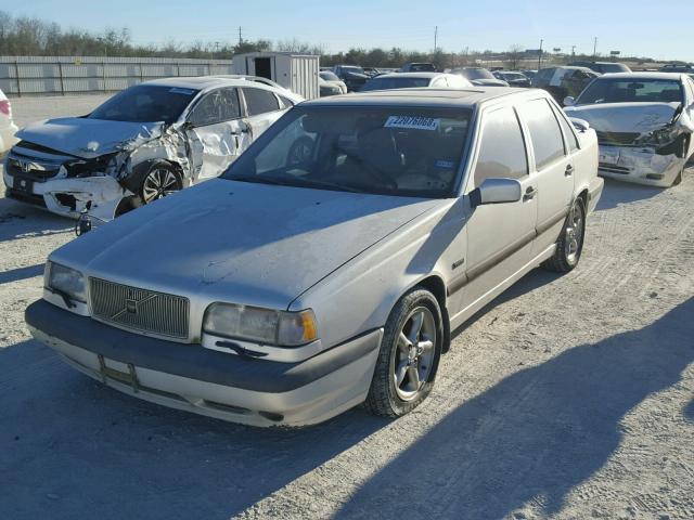 YV1LS5725T2299063 - 1996 VOLVO 850 WHITE photo 2