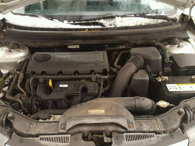 KNAFU4A22C5498650 - 2012 KIA FORTE EX SILVER photo 7