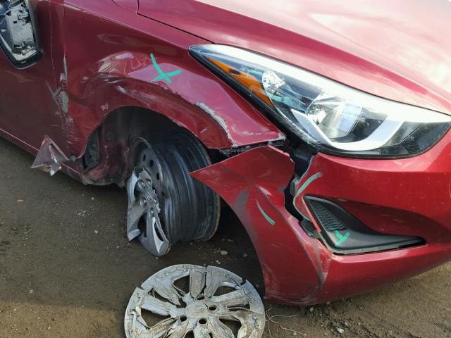 5NPDH4AEXGH776628 - 2016 HYUNDAI ELANTRA SE RED photo 9