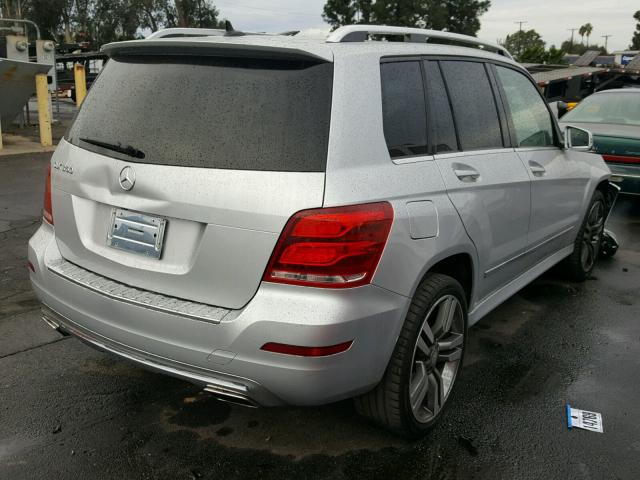 WDCGG5HB2FG406465 - 2015 MERCEDES-BENZ GLK 350 SILVER photo 4