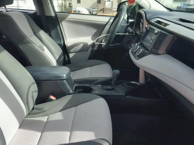 JTMZFREV2D5013422 - 2013 TOYOTA RAV4 LE Boz foto 5