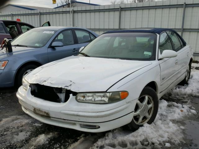 2G4WB55K3Y1230381 - 2000 BUICK REGAL LS WHITE photo 2