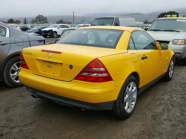 WDBKK47F6WF079747 - 1998 MERCEDES-BENZ SLK 230 KO YELLOW photo 4