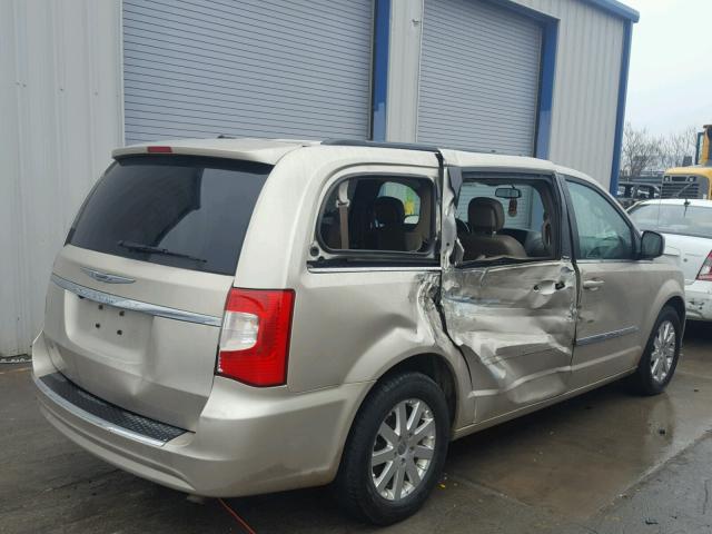 2C4RC1BG5DR713812 - 2013 CHRYSLER TOWN & COU TAN photo 4