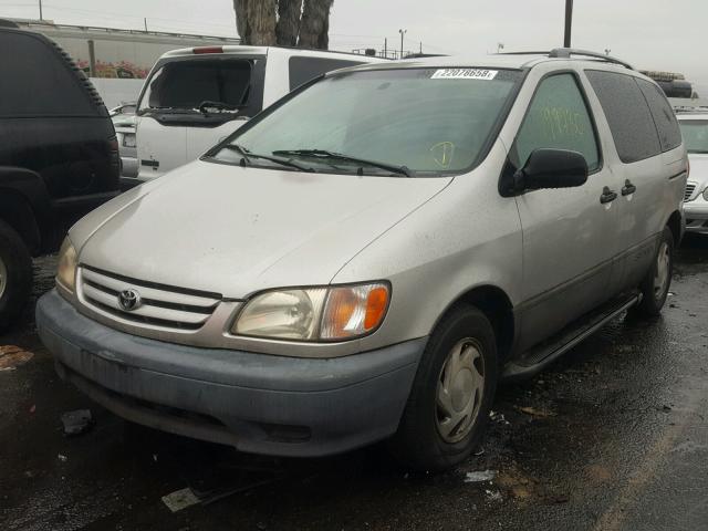 4T3ZF13C81U359689 - 2001 TOYOTA SIENNA LE GRAY photo 2