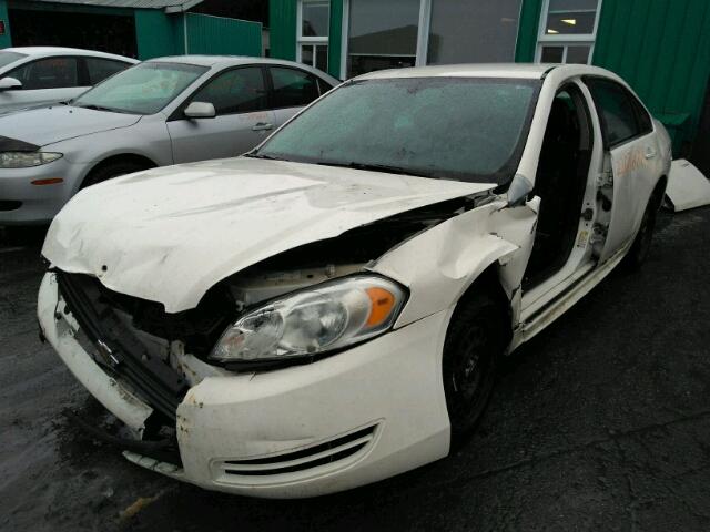 2G1WS57M091141266 - 2009 CHEVROLET IMPALA POL WHITE photo 2