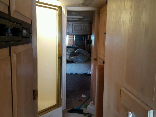 1RF120610W2015084 - 1998 ROADMASTER RAIL DYANASTER TWO TONE photo 6