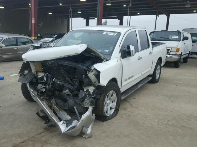 1N6BA07A26N559661 - 2006 NISSAN TITAN XE WHITE photo 2