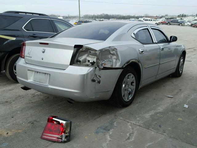 2B3KA43R66H327144 - 2006 DODGE CHARGER SE SILVER photo 4