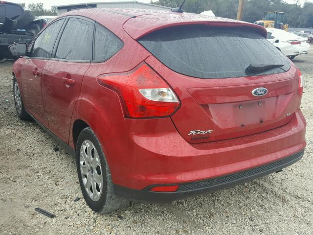 1FAHP3K27CL308676 - 2012 FORD FOCUS SE RED photo 3