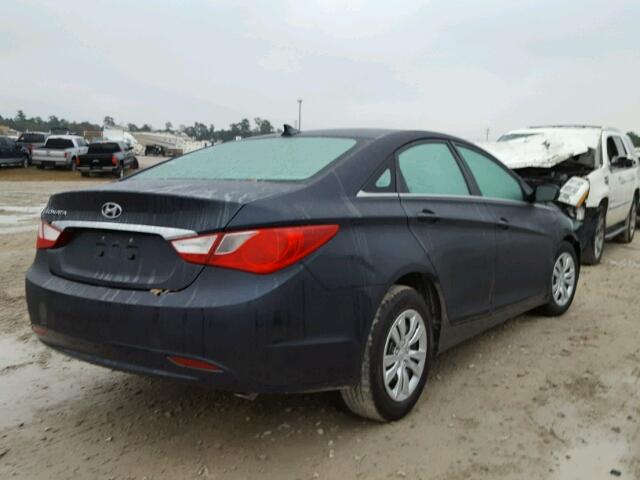 5NPEB4AC8CH491568 - 2012 HYUNDAI SONATA GLS BLUE photo 4