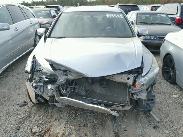 1HGCP2F36BA036537 - 2011 HONDA ACCORD LX SILVER photo 9