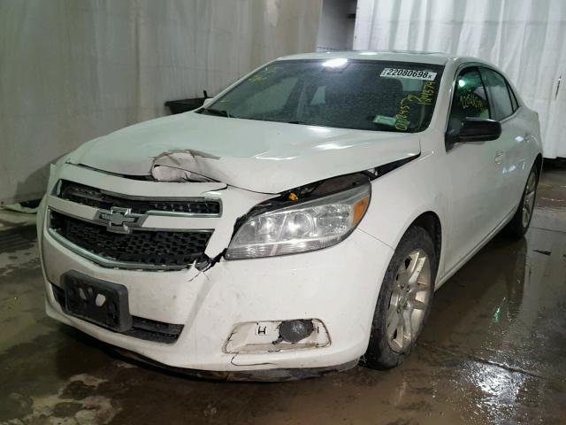 1G11F5RR1DF118412 - 2013 CHEVROLET MALIBU 2LT WHITE photo 2