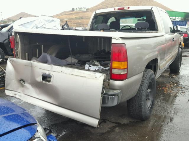 2GCEC19TX21147658 - 2002 CHEVROLET SILVERADO BROWN photo 4