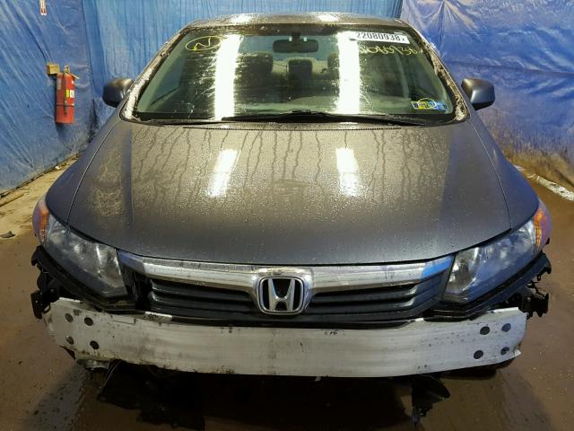 19XFB2F50CE309742 - 2012 HONDA CIVIC LX GRAY photo 9