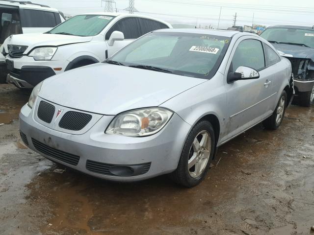 1G2AL18F387334556 - 2008 PONTIAC G5 SILVER photo 2