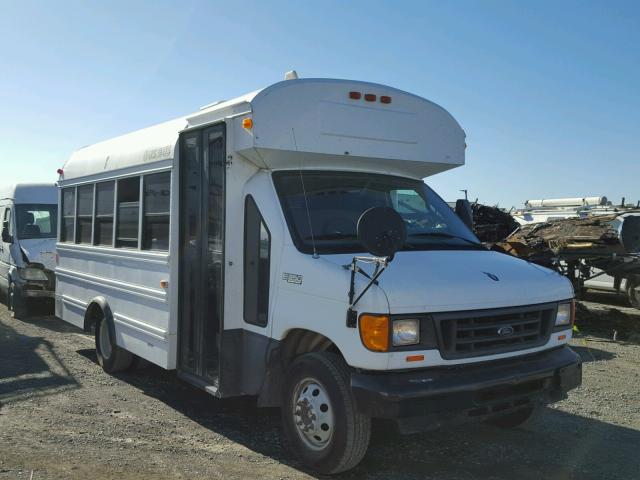 1FDWE35P54HA89540 - 2004 FORD ECONOLINE WHITE photo 1