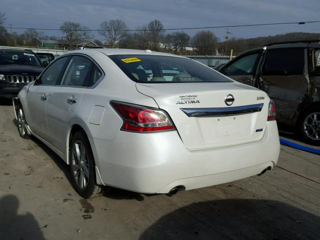 1N4AL3AP4EC166266 - 2014 NISSAN ALTIMA 2.5 WHITE photo 3