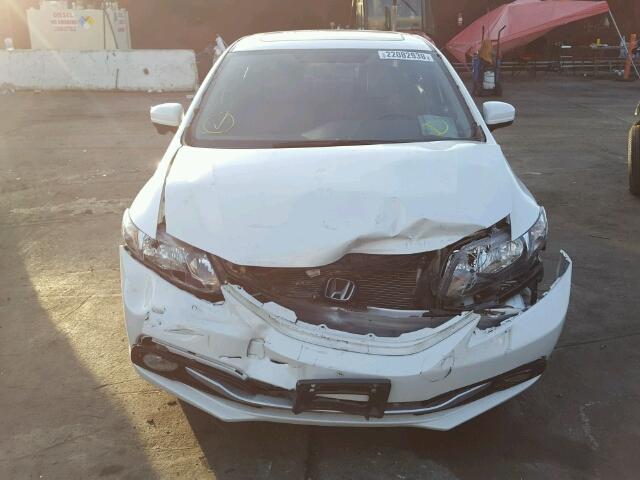 19XFB2F95FE235774 - 2015 HONDA CIVIC EXL WHITE photo 9