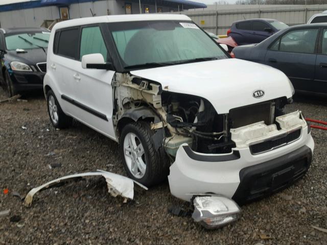 KNDJT2A21B7711126 - 2011 KIA SOUL + WHITE photo 1