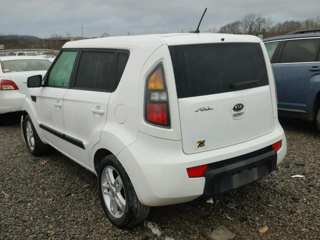 KNDJT2A21B7711126 - 2011 KIA SOUL + WHITE photo 3