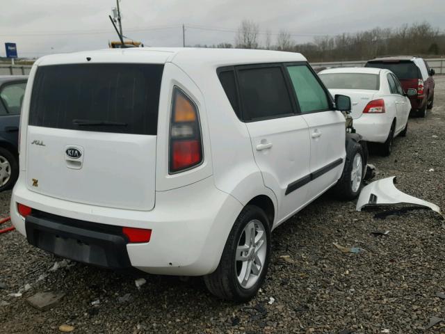 KNDJT2A21B7711126 - 2011 KIA SOUL + WHITE photo 4