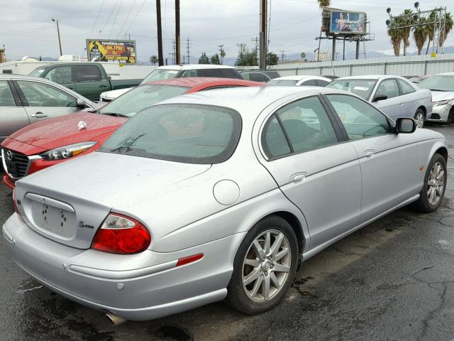 SAJDA03P82GM39434 - 2002 JAGUAR S-TYPE SPO SILVER photo 4