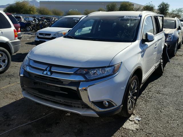 JA4AZ3A38HZ063238 - 2017 MITSUBISHI OUTLANDER WHITE photo 2