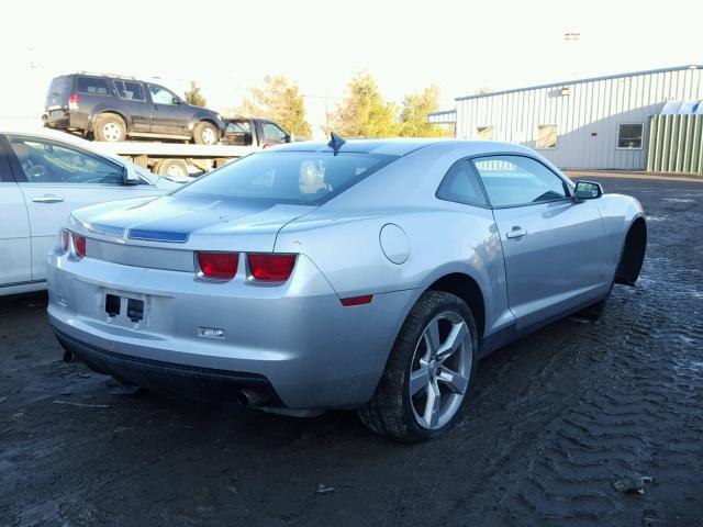 2G1FA1ED7B9130335 - 2011 CHEVROLET CAMARO LS SILVER photo 4