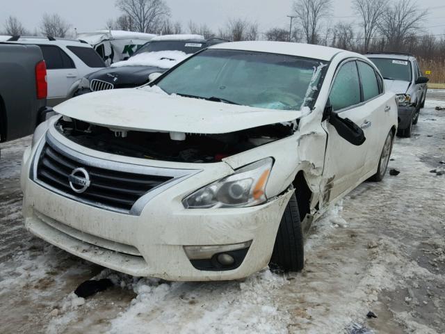 1N4AL3AP6FC119435 - 2015 NISSAN ALTIMA 2.5 WHITE photo 2