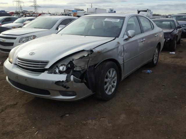 JTHBA30G840003995 - 2004 LEXUS ES 330 GRAY photo 2