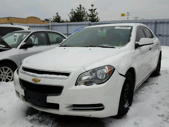 1G1ZC5EU7CF308140 - 2012 CHEVROLET MALIBU 1LT WHITE photo 2