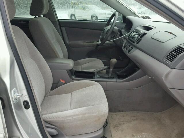 4T1BE32K83U660581 - 2003 TOYOTA CAMRY LE SILVER photo 5