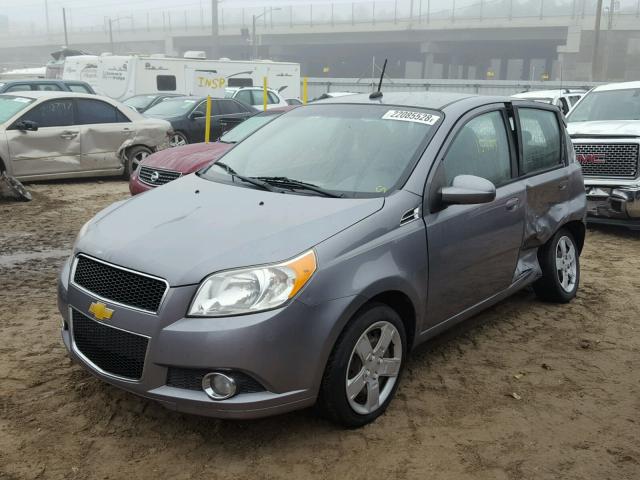 KL1TG6DE1AB111588 - 2010 CHEVROLET AVEO LT 灰色 照片 2