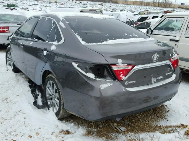 4T4BF1FK3GR543448 - 2016 TOYOTA CAMRY LE GRAY photo 3